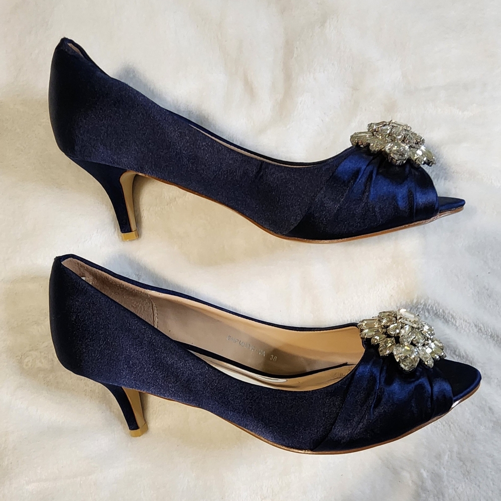 SheSole Navy Blue Peep-Toe Heels with Crystal Embellishments, EUC, Size 7 - Picture 3 of 6